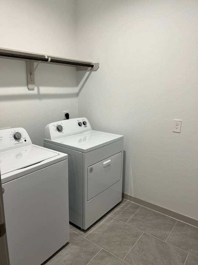 Building Photo - 4955 Natchez Trce Rental