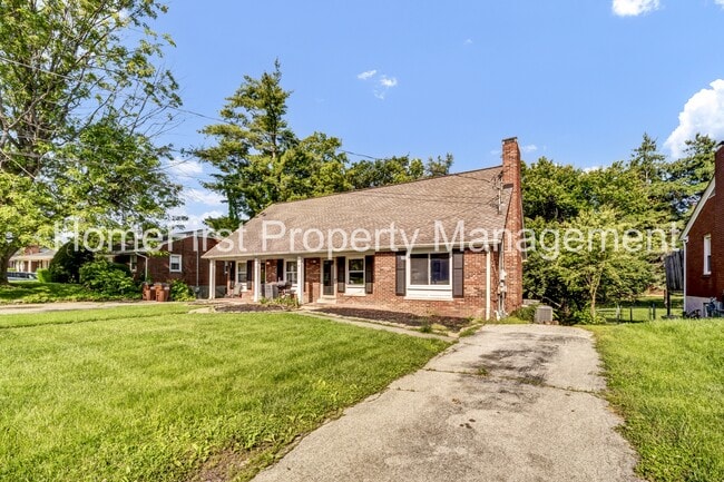 Photo - 105 Meadowlark Dr
