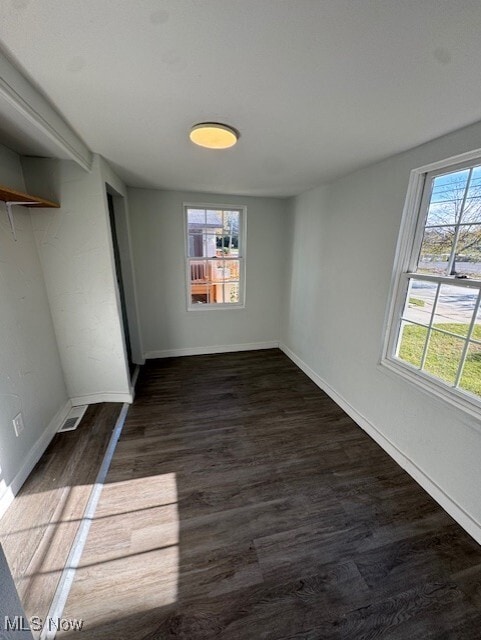 Photo - 1345 E 289th St