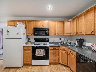 Photo - 701 W 6th St