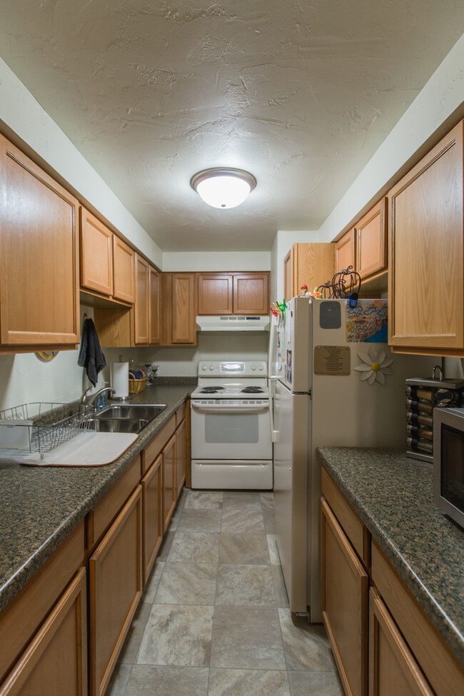 Photo - Roland Lane Apartments