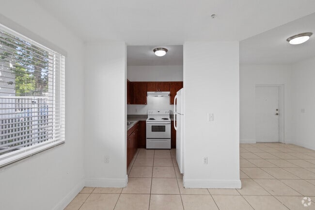 2HAB, 2BA - Palm West Apartments