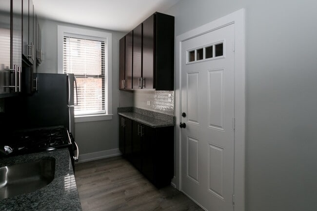 721 W Brompton Ave Unit J07P