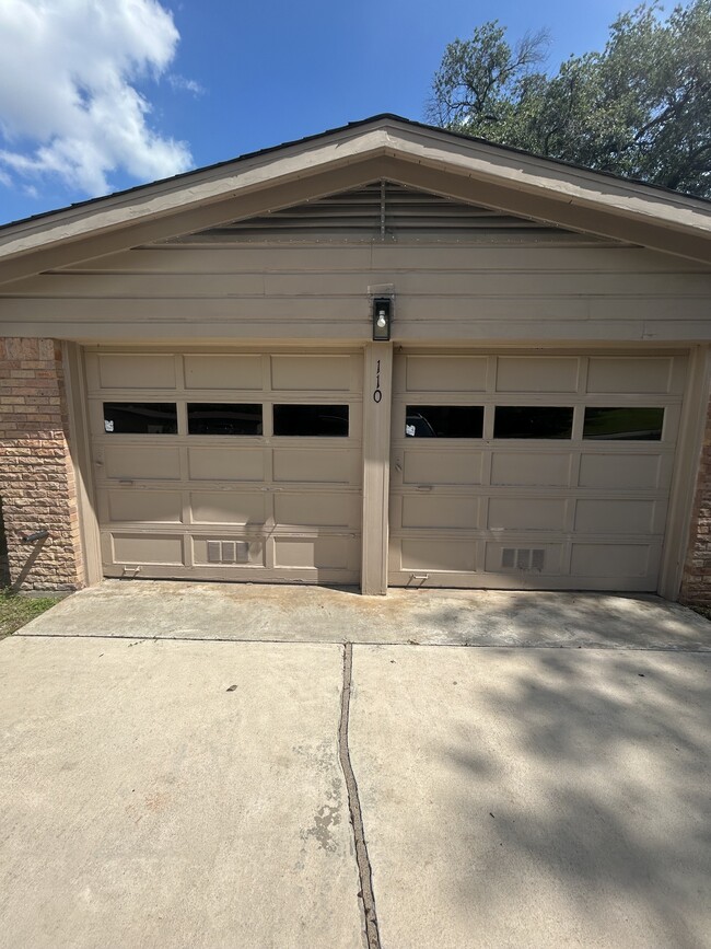 Photo - 110 Northaven Dr