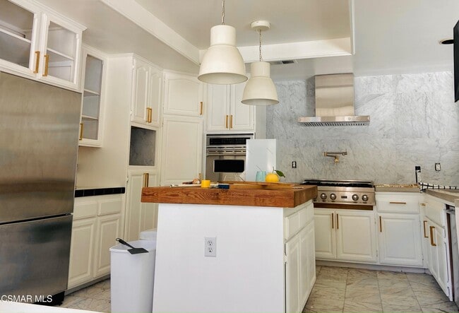 Photo - 5536 Easterly Rd