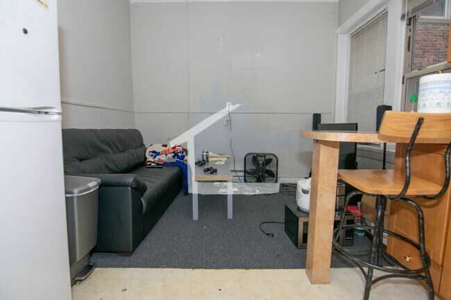 Photo - Mission Hill Area. No Brokers Fee, Hot Water Included, Eat-in Kitchen, Parking for Rent