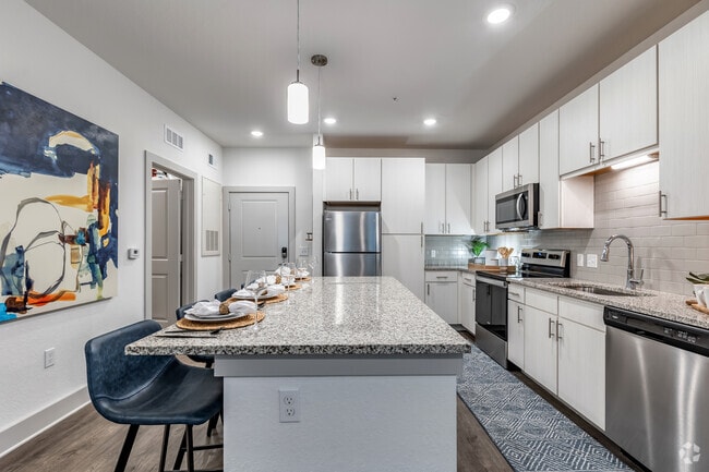 1BR, 1BA - 756SF - A1 Floorplan