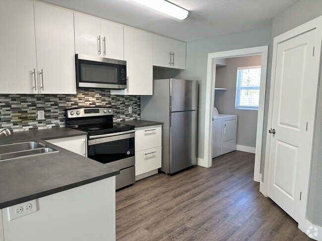 Building Photo - 2806 Bull Run Unit C Rental