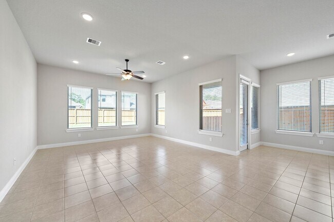 Photo - 4218 Davis Oak Dr