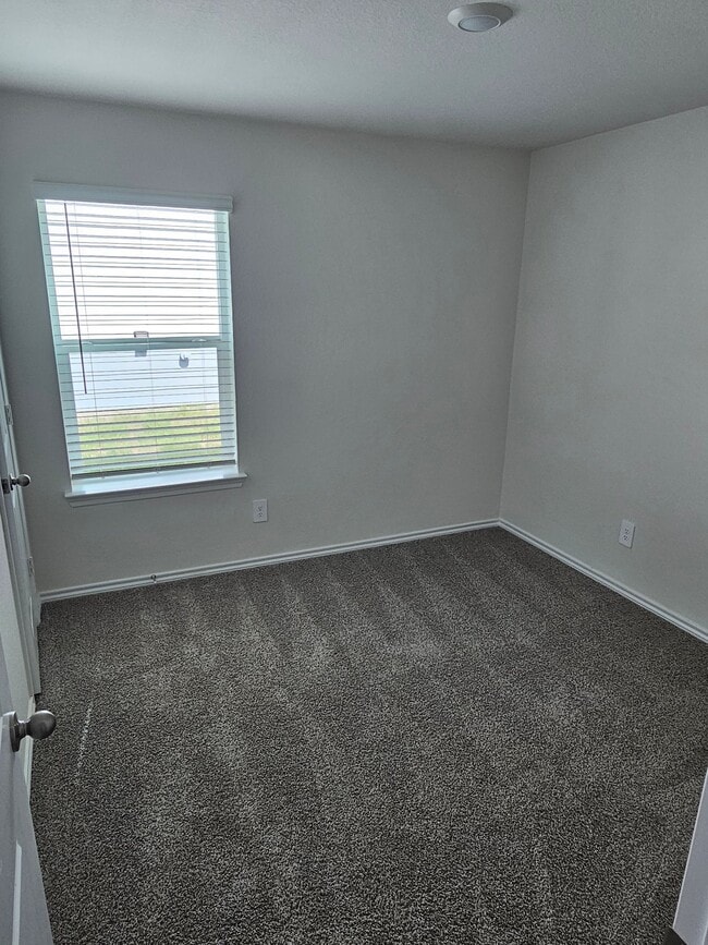 Photo - 1635 Blaire Dr