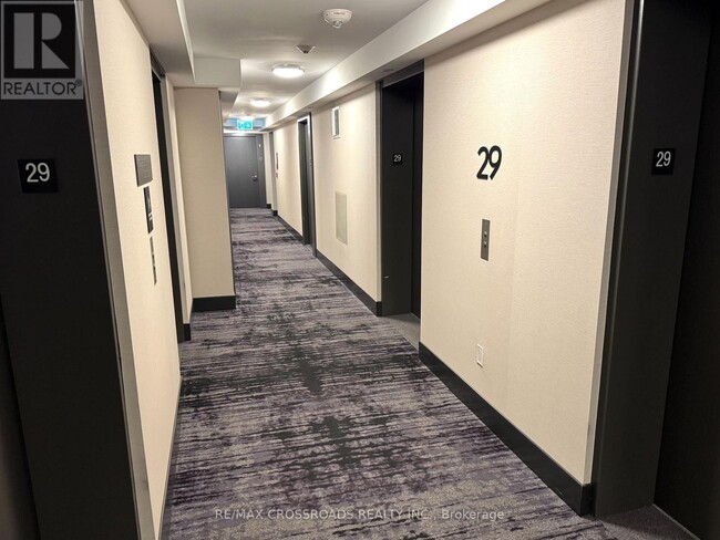 Photo - 5 Mabelle Ave Unité 2932