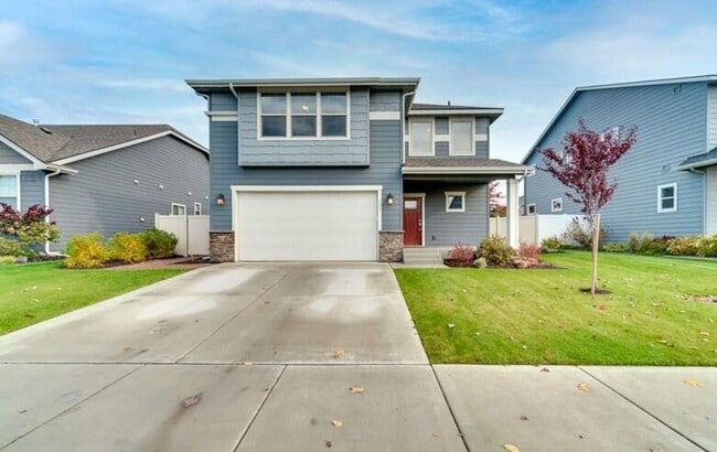 Building Photo - SINGLE FAMILY HOME IN THE FOX TAIL SUBDIVI...