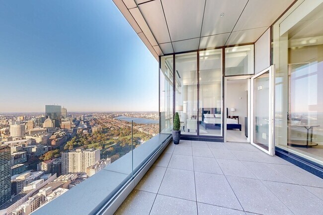Building Photo - 1 Franklin St Unit PH4E Rental