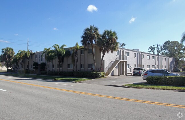 Photo - Palma Ceia Gardens Apartments