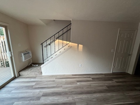 Photo - 1525 7th Ave SW