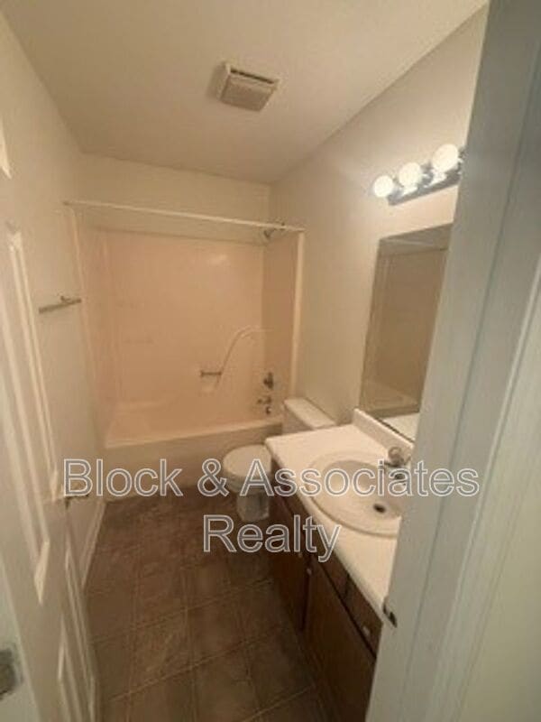 Photo - 1325 Timberlane