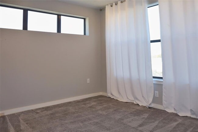 Photo - 810 S Rock St Unit 202