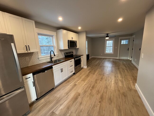 Photo - 39 Oxford St Unit 2