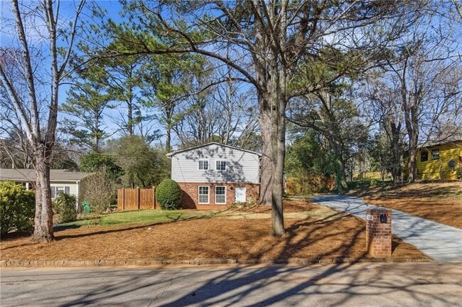 Photo - 3112 Dove Way