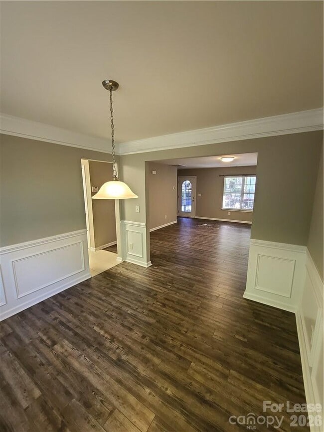 Photo - 19231 Kanawha Dr