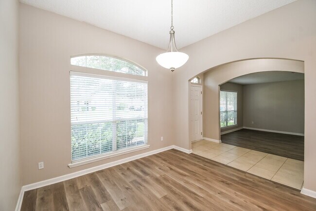 Photo - 9135 Prosperity Lake Dr