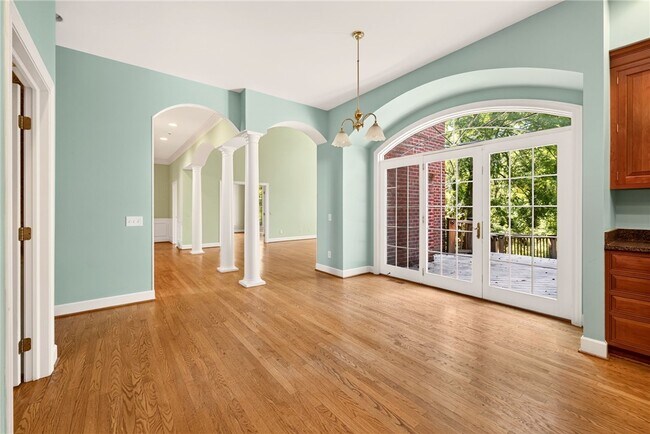 6 Merrycreek Crossing