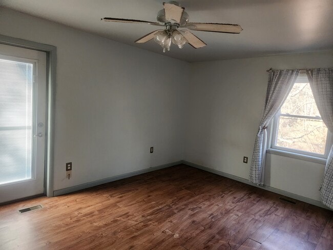 Photo - 137 N Elizabeth St