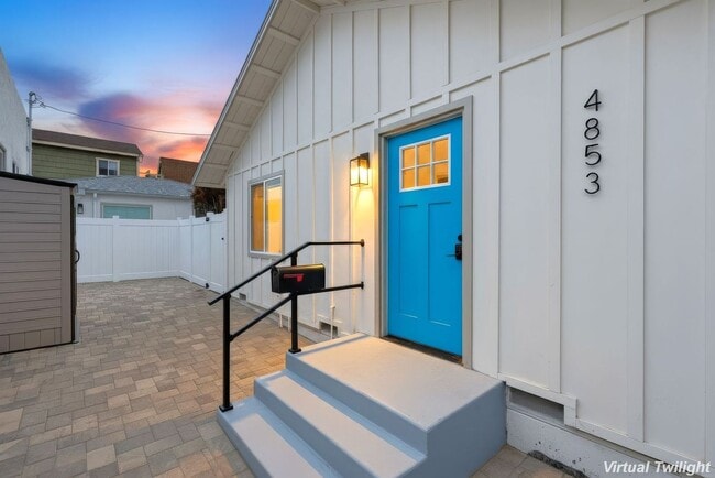 Photo - Brand new renovated 2+1 in Ocean Beach. Includes parking and laundry Unidad 4853