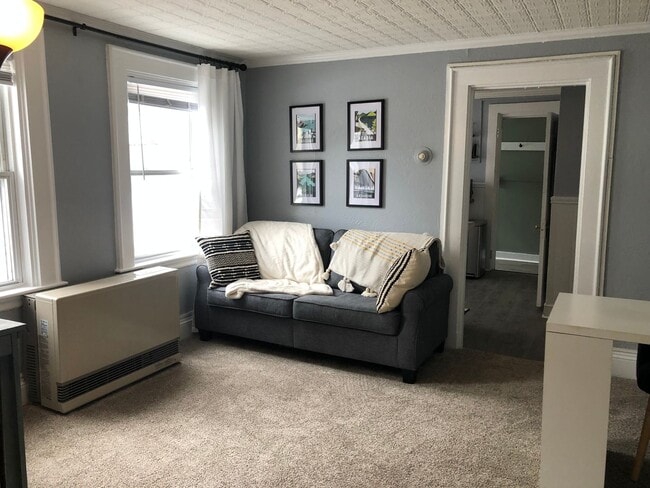 17 George St Unit #2