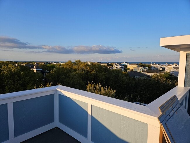 109 Mariners View