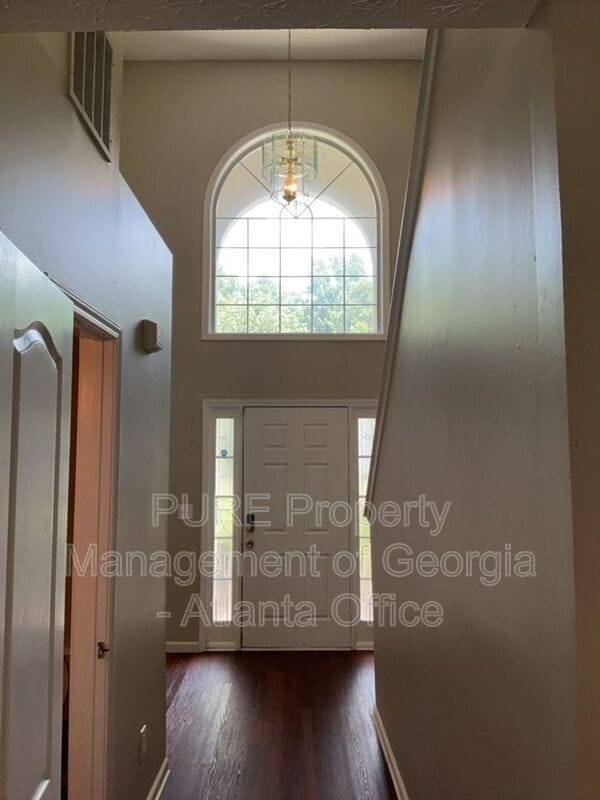 Photo - 333 Summer Hill Cir