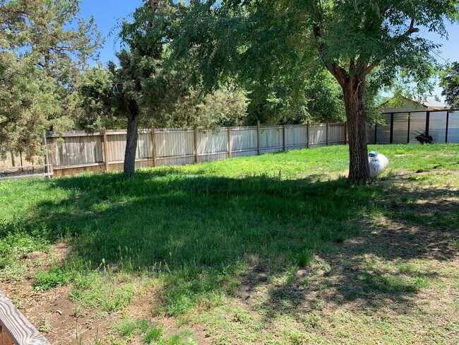 Photo - Home in Terrebonne