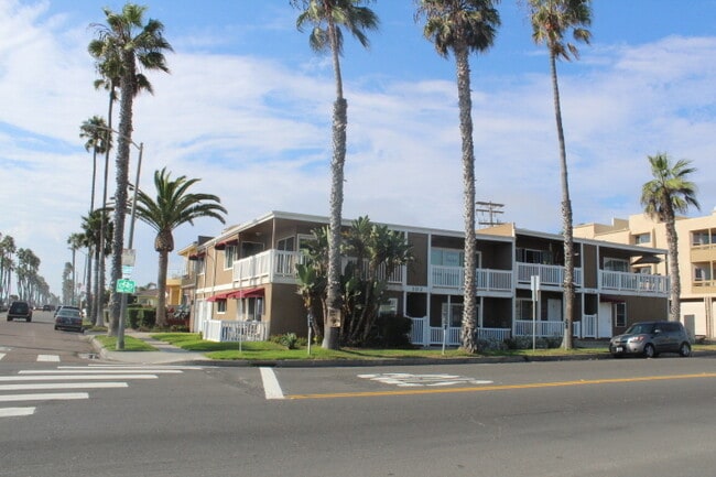 Building Photo - $500.00 OFF 1ST MONTH RENT WITH 8/15/25 MO... Unit 5 Rental