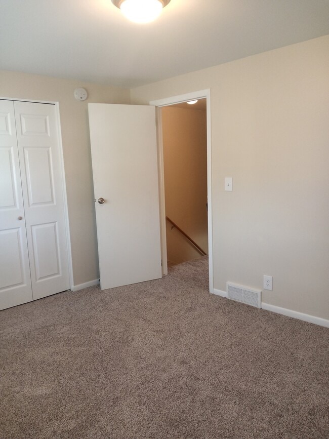 bedroom2