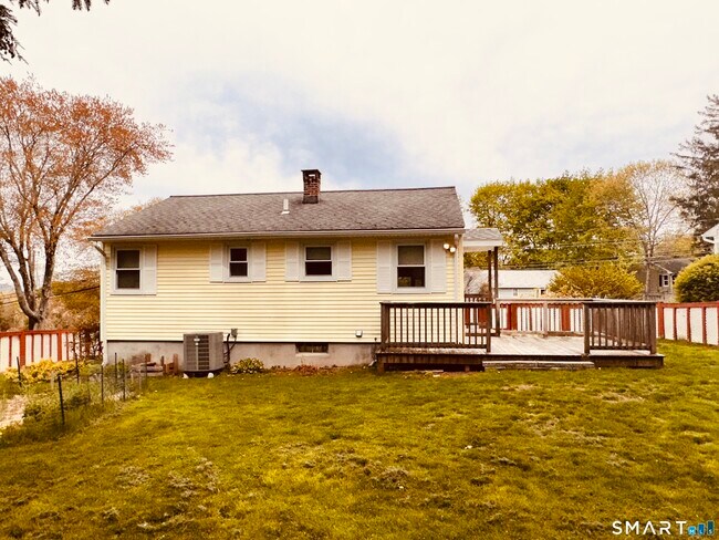 Photo - 33 Jepson Ln