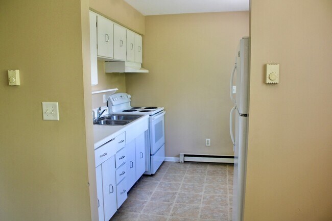 Photo - 1680 Tabortown St