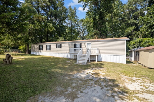 Building Photo - 2400 Spring Garden Rd