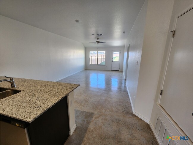 Photo - 1312 Concord Dr