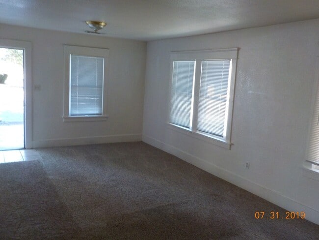 Photo - 1220 G St Unit 1