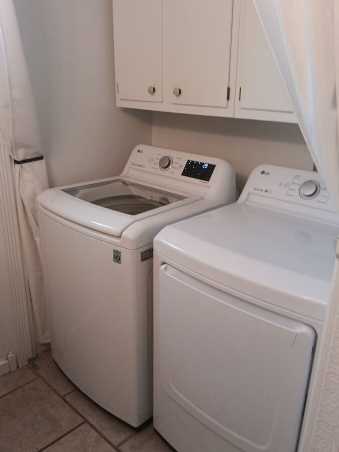 Photo - 3 Bedroom, 1.5 Bathroom Home! Schedule a Showing!