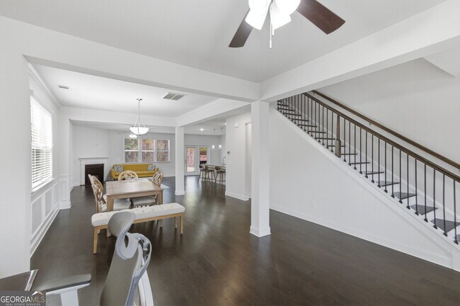 Photo - 1415 Dahlia Dr