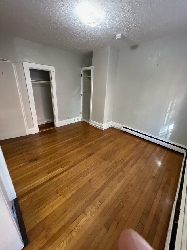 Photo - 41 Anderson St Unit 2-1