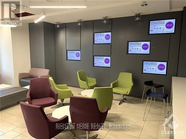 Photo - 105 Champagne Ave S Unité 1108