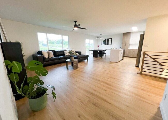 2905 Brockway Dr
