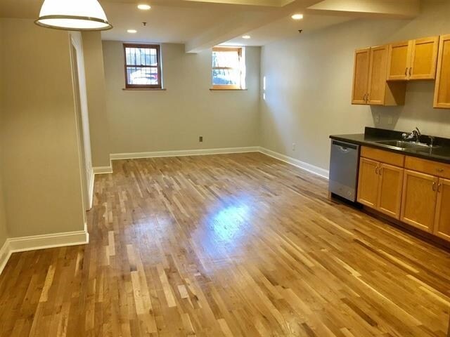 Photo - 353 Grove St Unit 1A