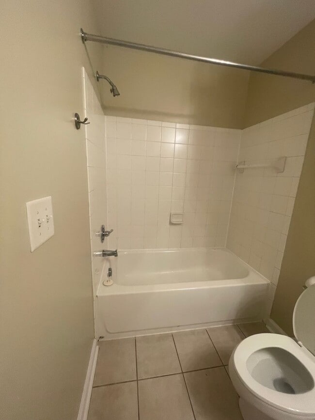 Photo - 14-1428 Bouck Unidad 14-1428 - A