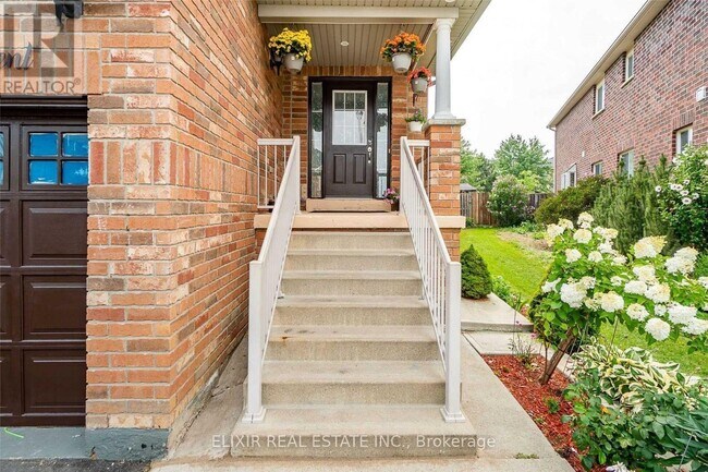 Photo - 29 Timbertop Crescent