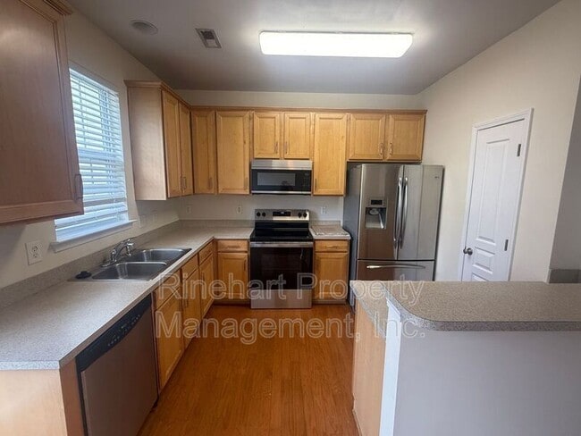 Photo - 530 Bent Leaf Ct