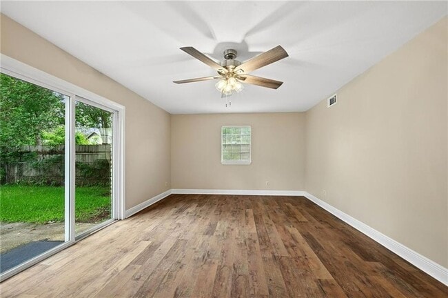 Photo - 1549 Eastwood Dr