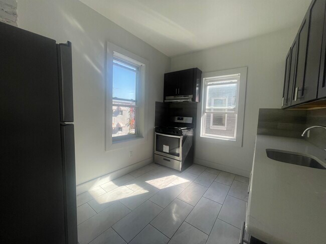 Photo - 18 Warner Ave Unidad 2